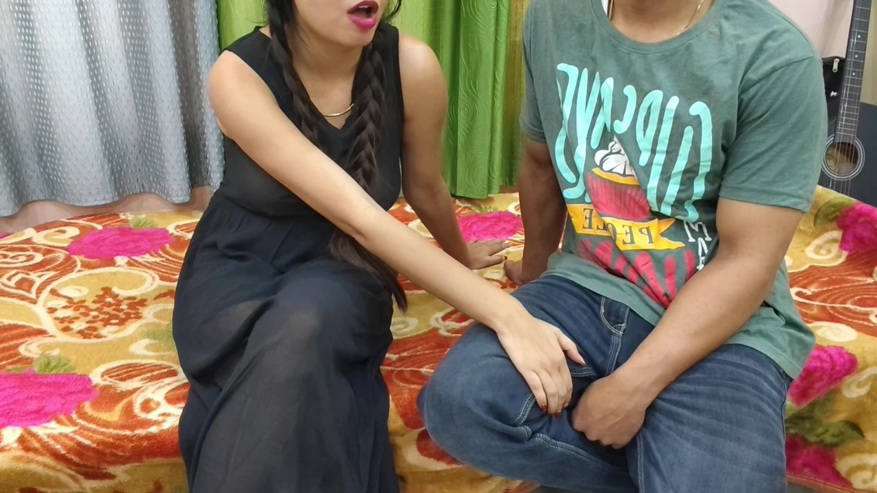 Indian beauty experiences nasty, first-time anal affair with her husband in their room.